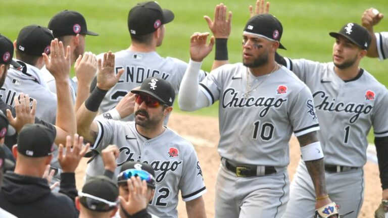 White Sox Beat Down Astros, Jose Canseco Interview (Sports Talk Chicago / WCKG 7-19-21)