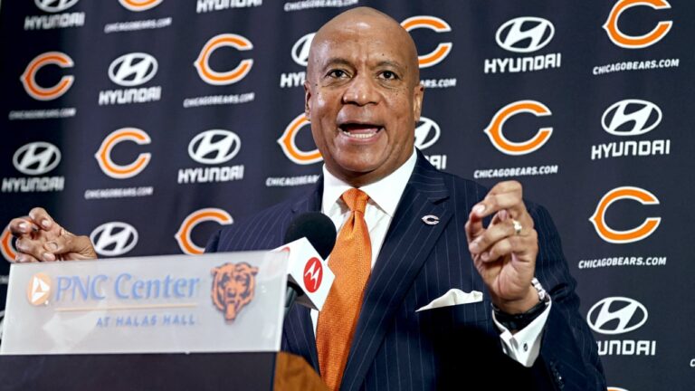 REPORT: Kevin Warren Given Power to Oversee Bears’ Front Office